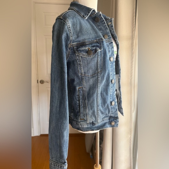Vintage Aeropostale Blue Denim Jacket XS but fits small as well - Picture 6 of 9